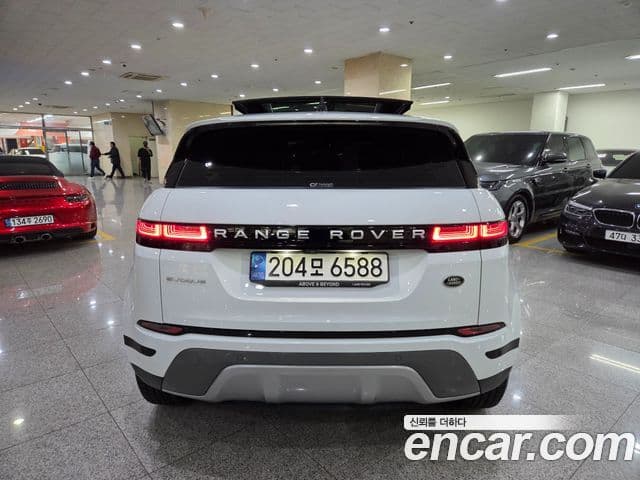 Land Rover Range Rover Evoque 2023 — Photo 15/20