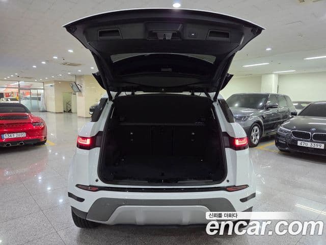 Land Rover Range Rover Evoque 2023 — Photo 18/20