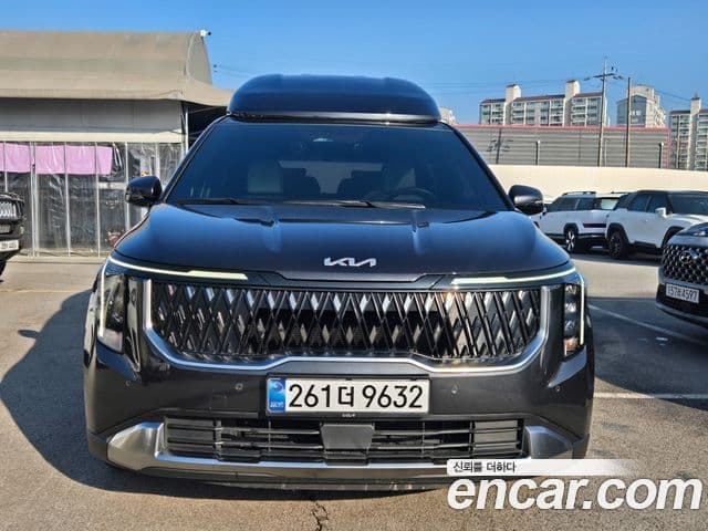 Kia Carnival 2024 — Фото 2/20