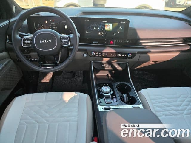 Kia Carnival 2024 — Фото 7/20