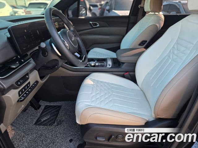 Kia Carnival 2024 — Фото 8/20