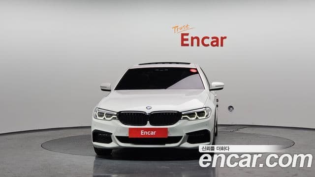 BMW 5 Series 2020 — Photo 20/20