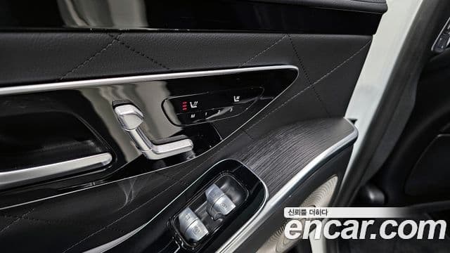 Mercedes-Benz S-Class 2022 — ფოტო 16/20