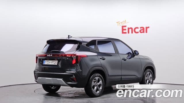 Kia Seltos 2024 — Şəkil 1/20