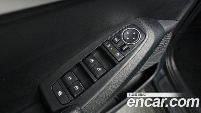 Kia Seltos 2024 — Şəkil 19/20