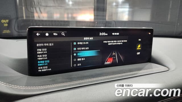 Genesis GV80 2022 — ფოტო 17/20