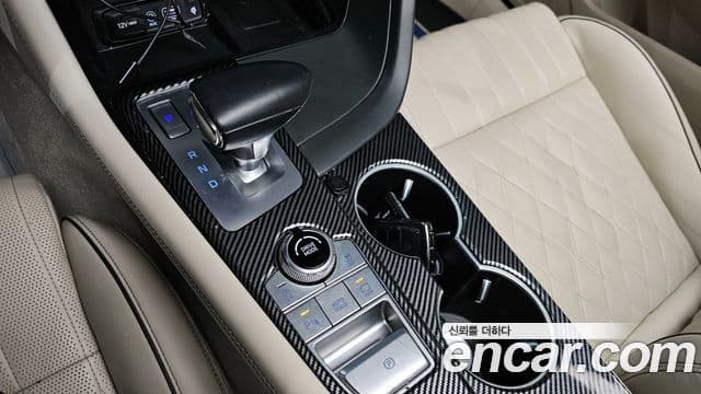 Genesis G70 2019 — Photo 6/20