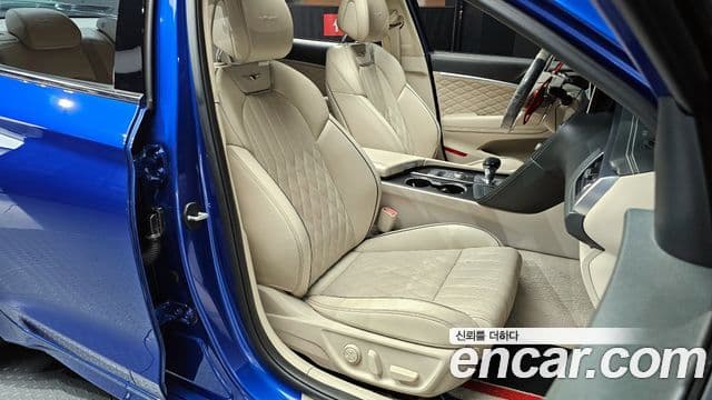 Genesis G70 2019 — Photo 1/20