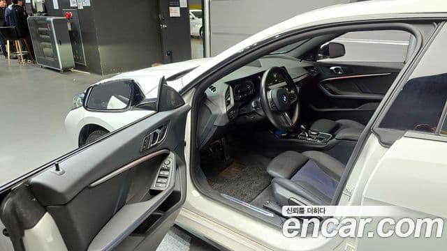 BMW 2 Series Gran Coupe 2023 — Şəkil 10/20