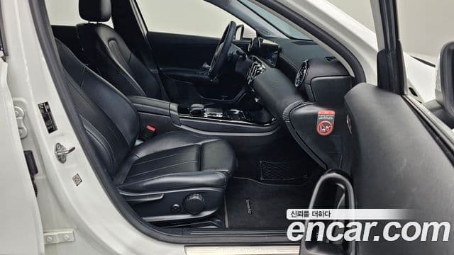 Mercedes-Benz A-Class 2020 — Şəkil 10/20