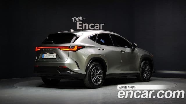 Lexus NX450h+ 2025 — Фото 2/20