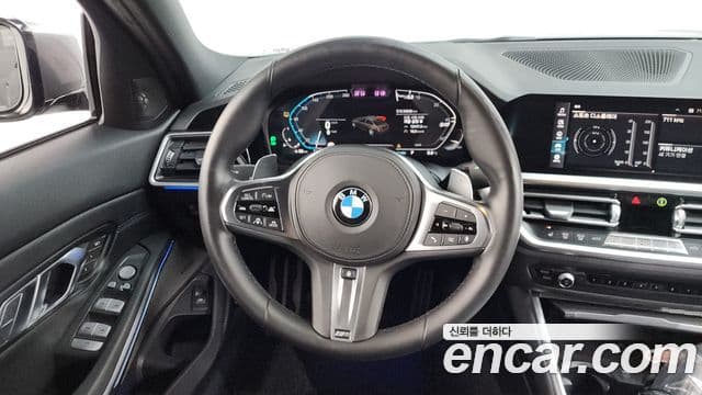 BMW 3 Series 2021 — Şəkil 13/20