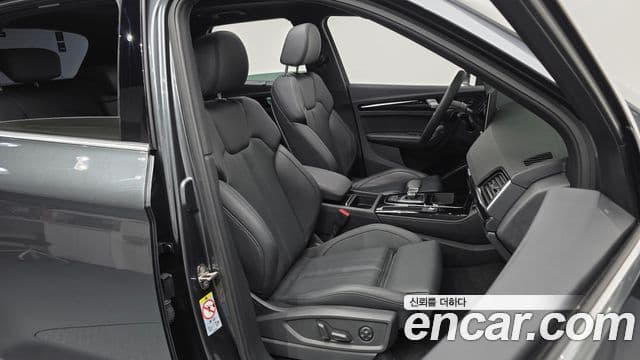 Audi Q5 2021 — ფოტო 10/20