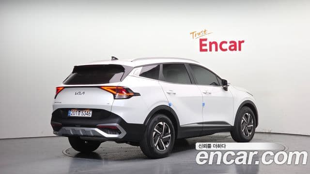 Kia Sportage 2024 — ფოტო 2/20