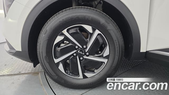 Kia Sportage 2024 — ფოტო 5/20