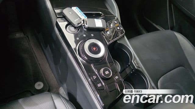 Kia Sportage 2024 — ფოტო 9/20