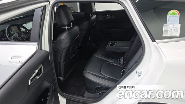 Kia Sportage 2024 — ფოტო 11/20