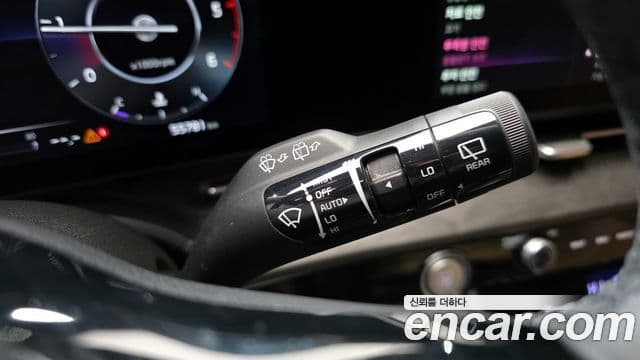 Kia Carnival 2022 — Şəkil 19/20