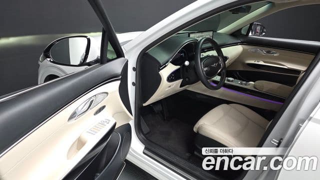 Genesis GV70 2023 — ფოტო 11/20