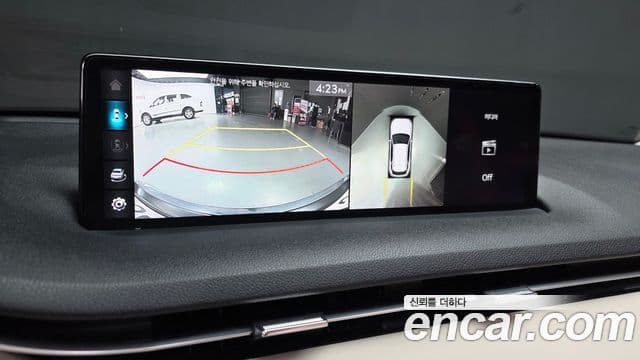 Genesis GV70 2023 — ფოტო 14/20