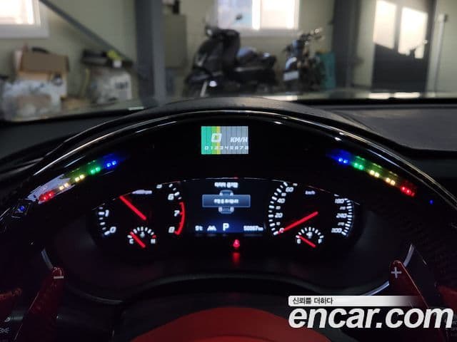 Kia Stinger 2022 — Şəkil 10/20