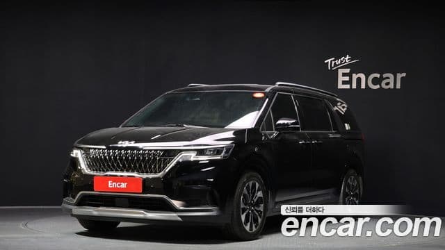 Kia Carnival 2022 — Фото 1/20