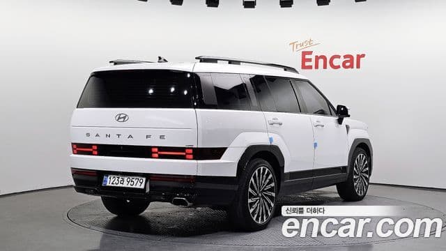 Hyundai Santa Fe 2023 — Şəkil 2/20