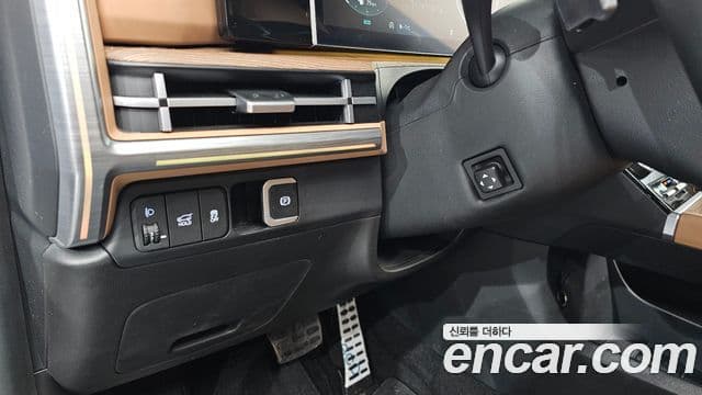 Hyundai Santa Fe 2023 — Şəkil 13/20