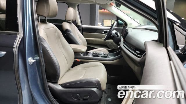 Kia Carnival 2024 — Фото 11/20