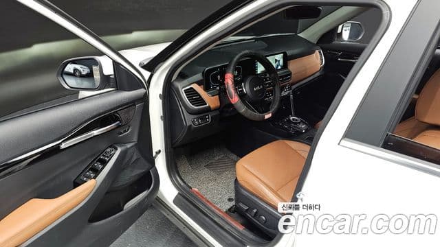 Kia Seltos 2024 — Şəkil 11/20