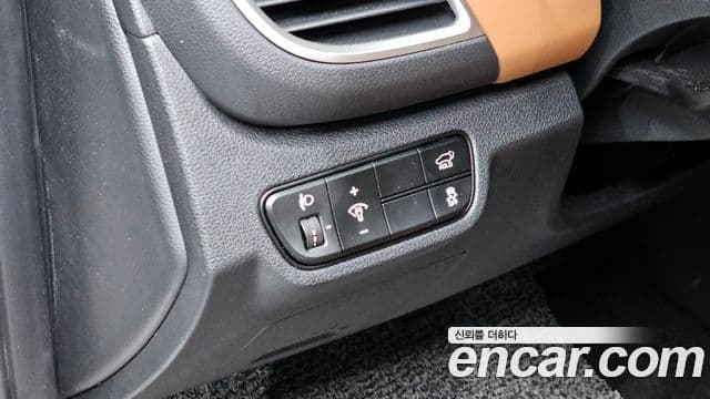 Kia Seltos 2024 — Şəkil 14/20