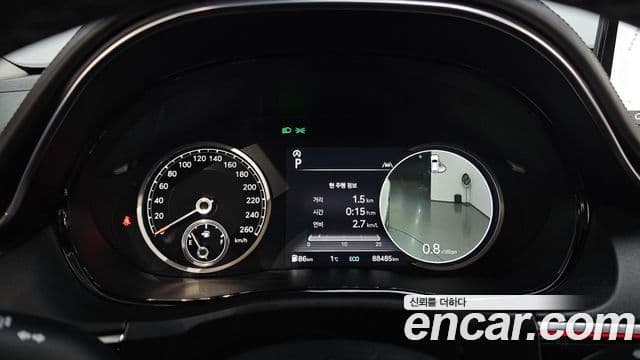 Genesis GV70 2021 — ფოტო 8/20