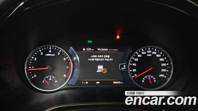 Kia Seltos 2022 — ფოტო 14/20