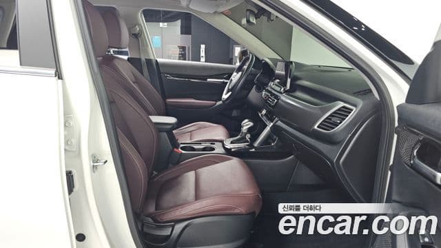 Kia Seltos 2022 — ფოტო 6/20