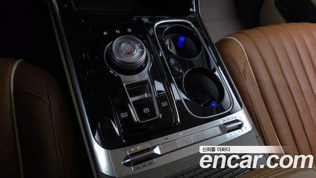 Kia Carnival 2021 — Şəkil 9/20
