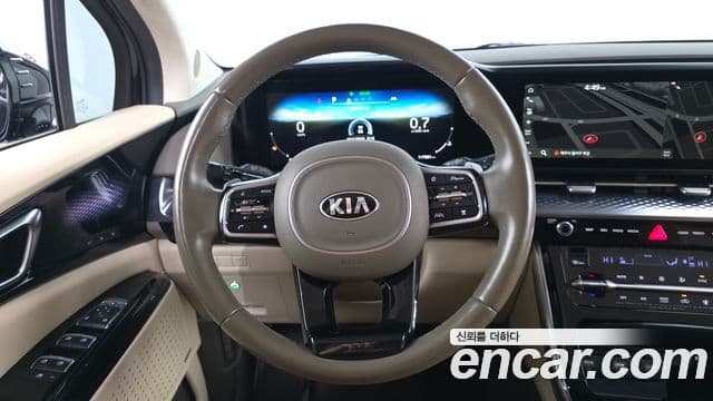 Kia Carnival 2021 — Şəkil 13/20