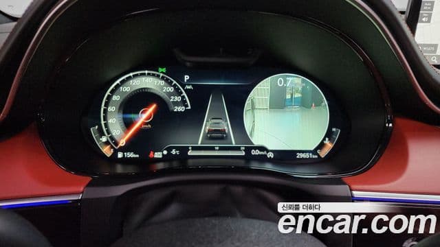 Genesis GV70 2023 — Şəkil 8/20