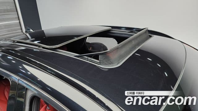 Genesis GV70 2023 — Şəkil 19/20