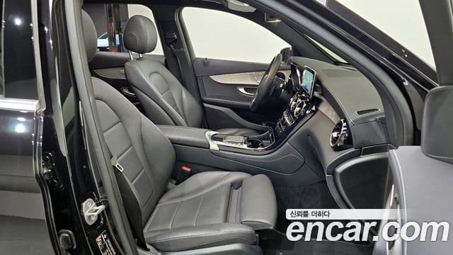 Mercedes-Benz GLC-Class 2021 — ფოტო 12/20