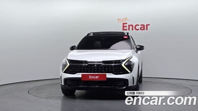 Kia Sportage 2021 — ფოტო 3/20