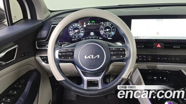 Kia Sportage 2021 — ფოტო 13/20