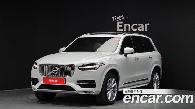 Volvo XC90 2018 — ფოტო 2/20