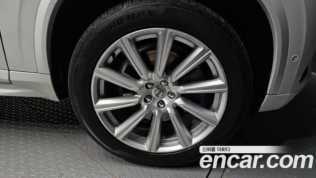 Volvo XC90 2018 — Şəkil 4/20