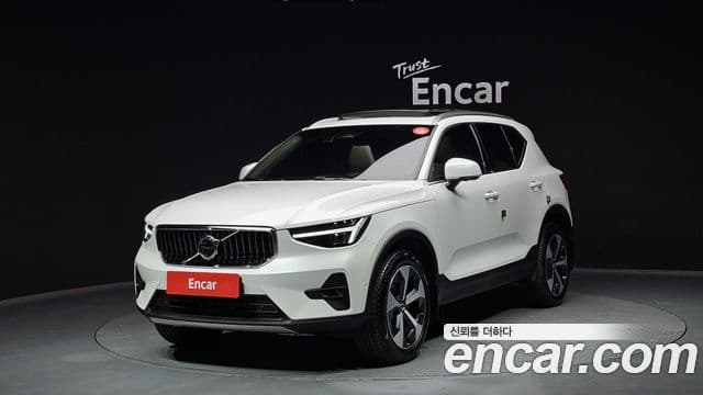 Volvo XC40 2024 — Şəkil 1/20