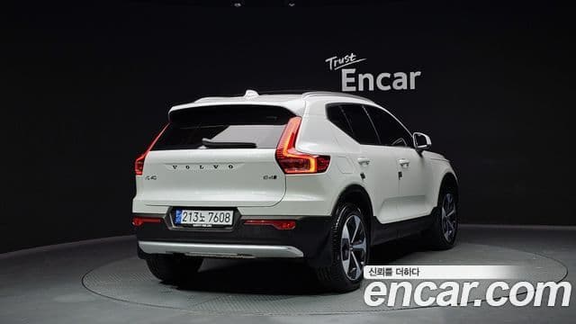 Volvo XC40 2024 — Şəkil 2/20