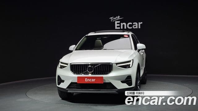Volvo XC40 2024 — Şəkil 3/20