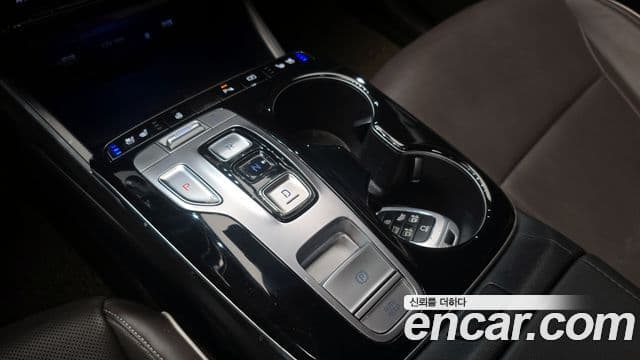 Hyundai The New Tucson 2022 — ფოტო 9/20
