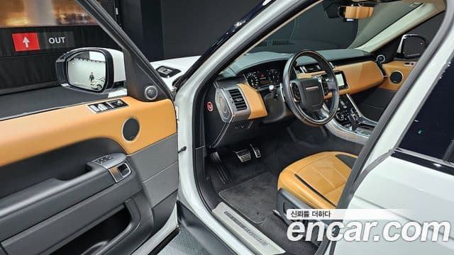 Land Rover Range Rover Sport 2020 — ფოტო 4/20
