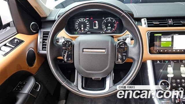 Land Rover Range Rover Sport 2020 — ფოტო 18/20