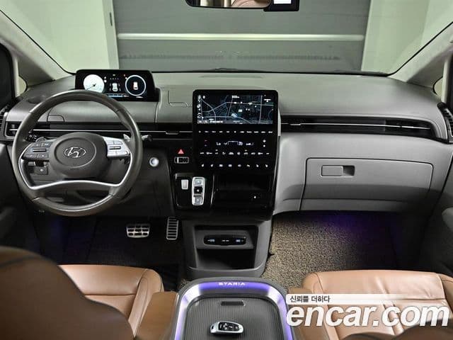 Hyundai Staria 2022 — ფოტო 7/20